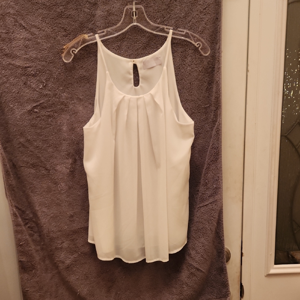 Elegant White Sleeveless Top